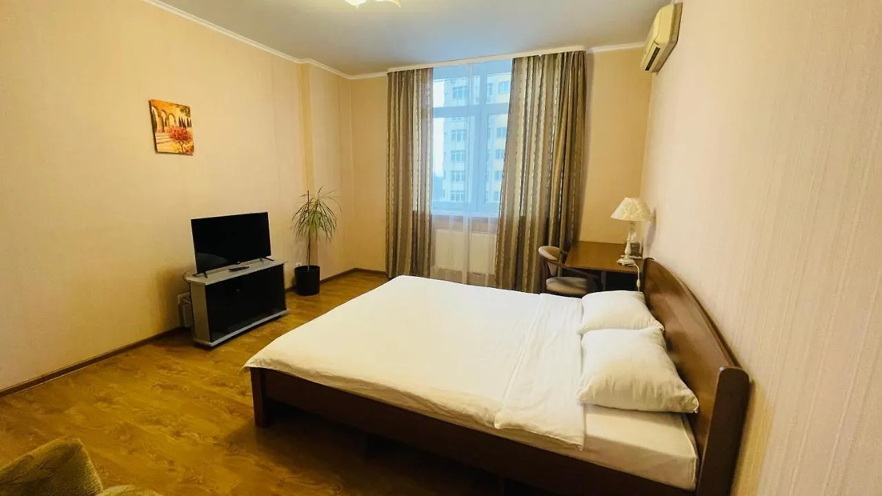 Apartment Voskresenska 18 , Парковые Озера Kyiv 0*,  Ukraine