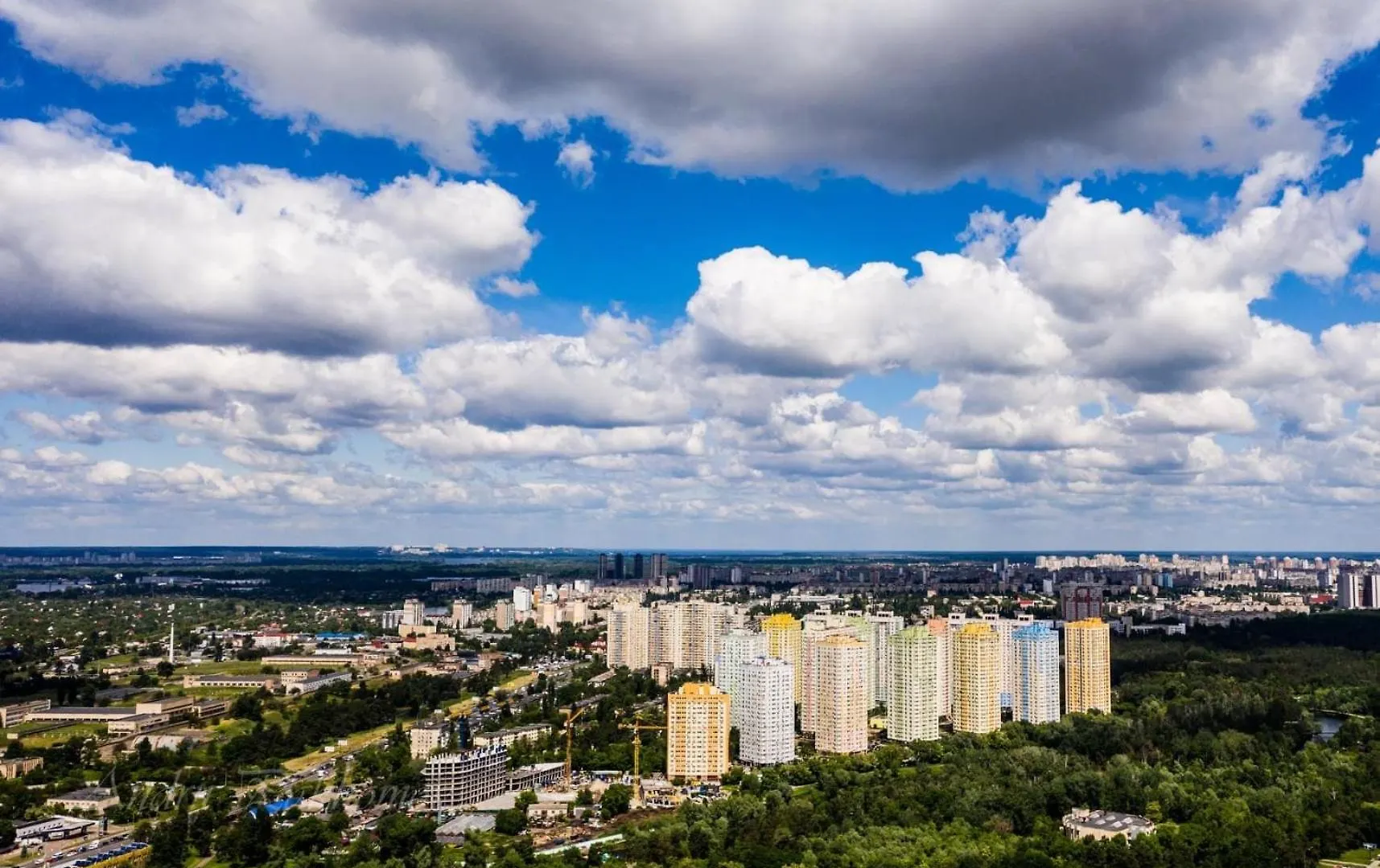 Apartment Voskresenska 18 , Парковые Озера Kyiv 0*,  Ukraine