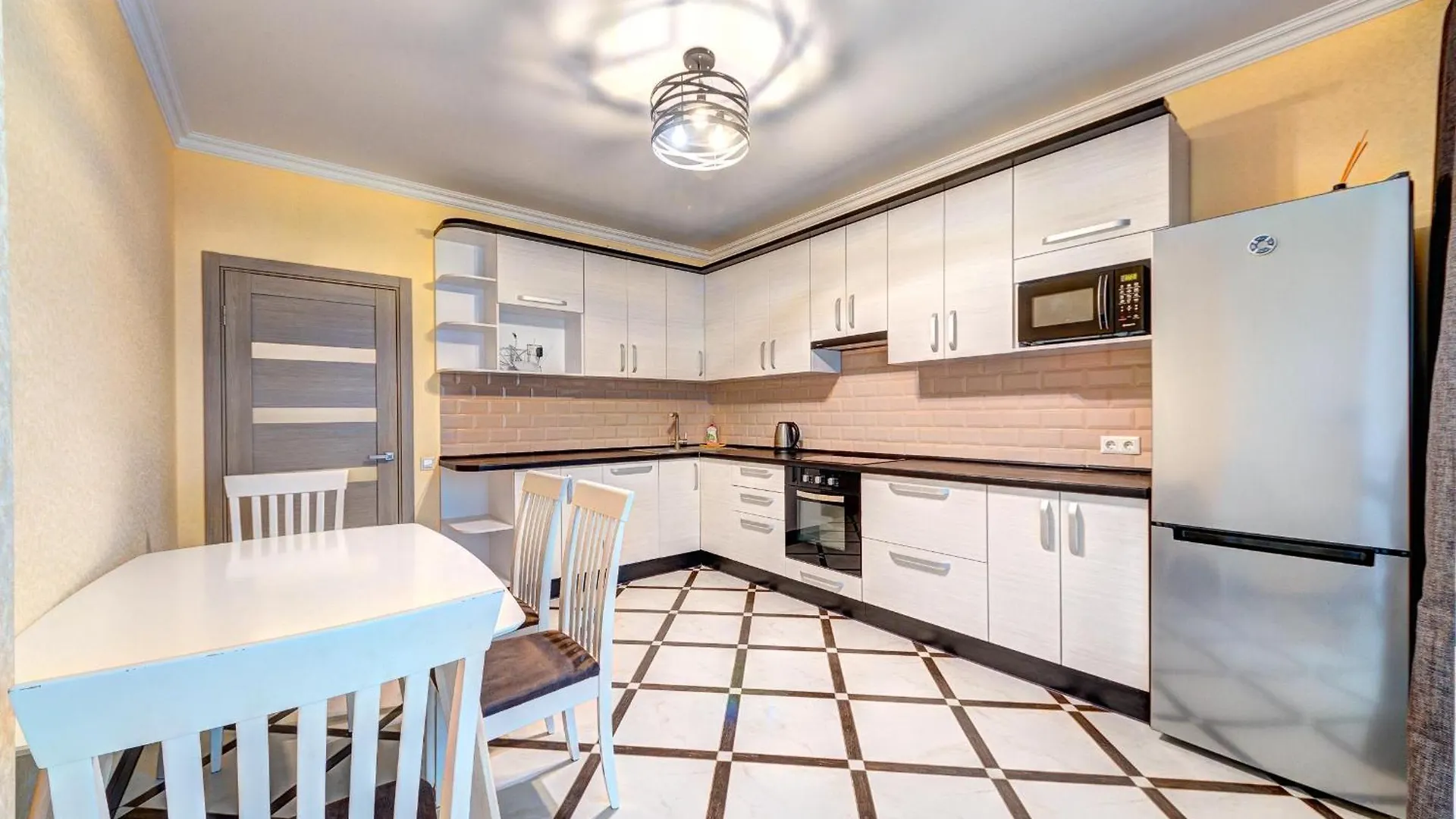 Apartment Voskresenska 18 , Парковые Озера Kyiv 0*,