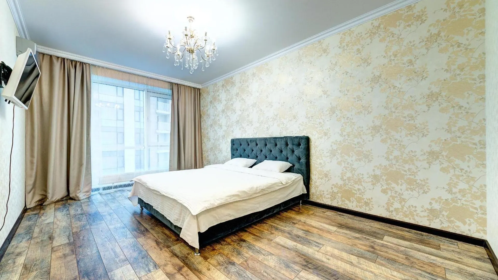Apartment Voskresenska 18 , Парковые Озера Kijów 0*,  Ukraina