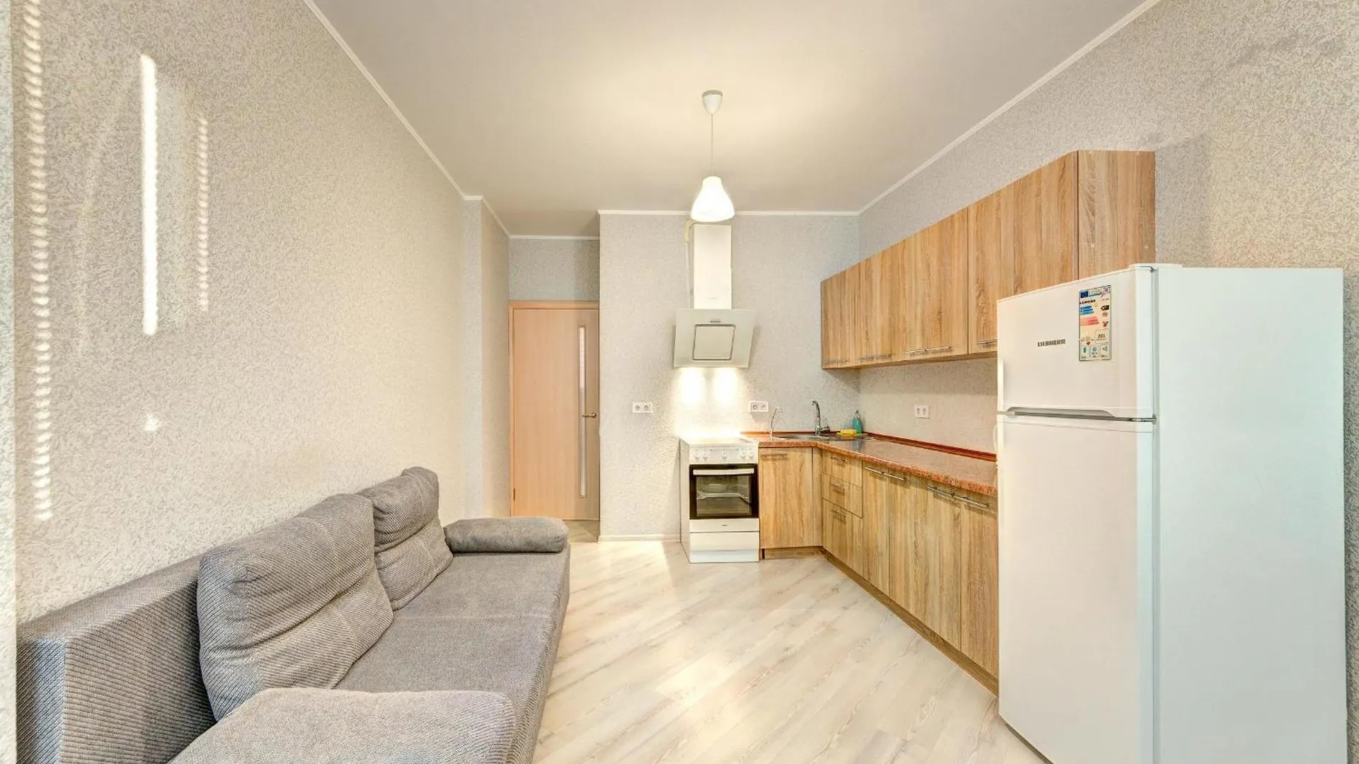 Apartment Voskresenska 18 , Парковые Озера Kyiv