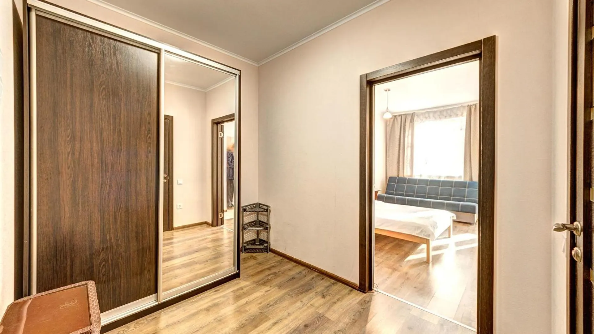Apartment Voskresenska 18 , Парковые Озера Kyiv