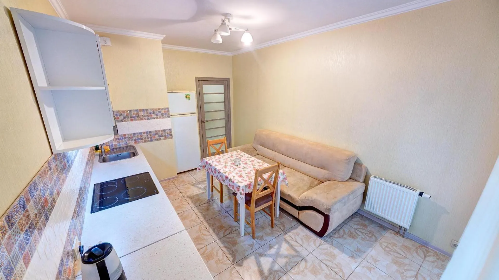 Apartment Voskresenska 18 , Парковые Озера Kyiv Ukraine