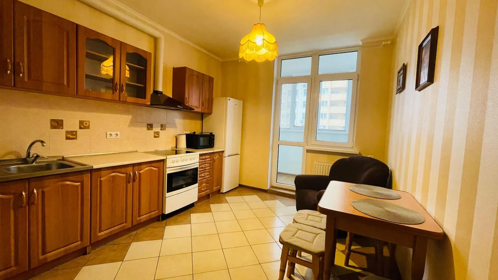 Apartment Voskresenska 18 , Парковые Озера Kijów 0*,
