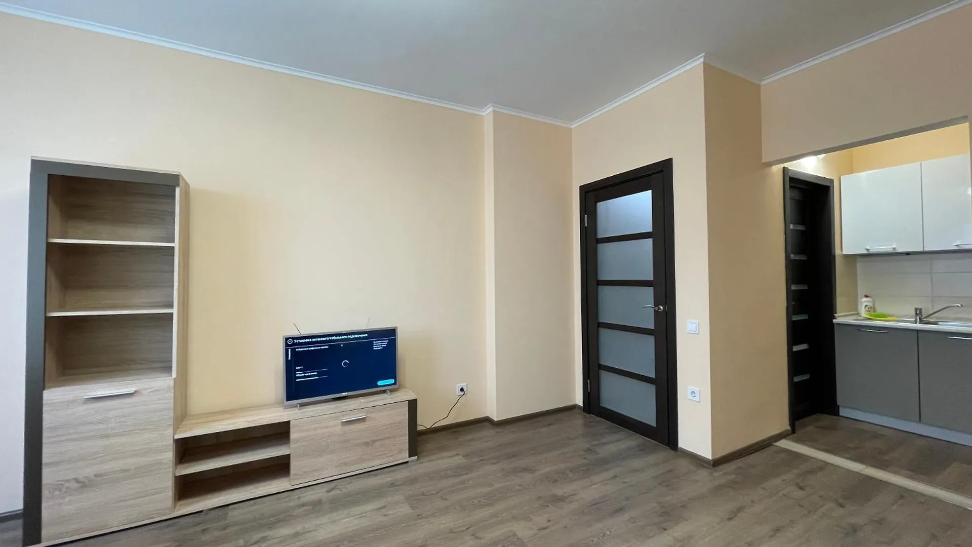 Apartment Voskresenska 18 , Парковые Озера Kijów 0*,