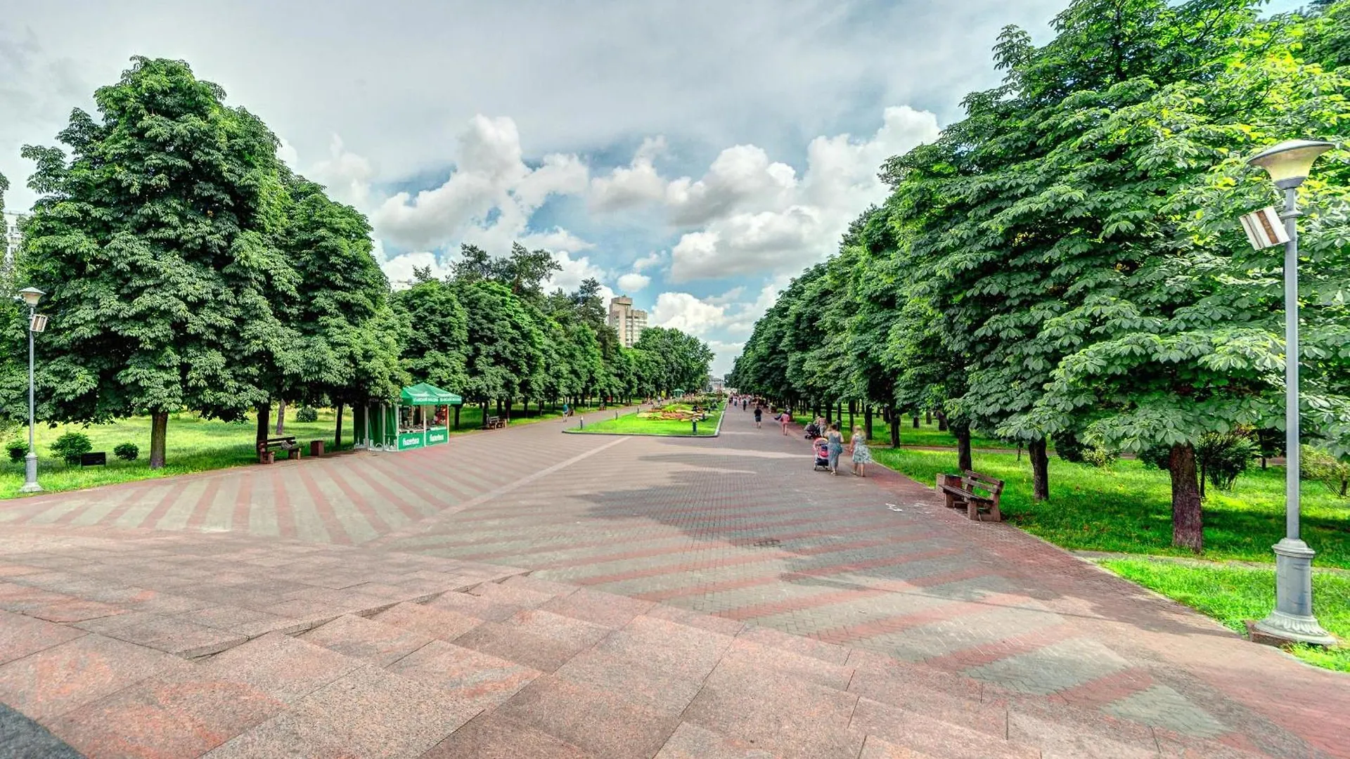 Apartment Voskresenska 18 , Парковые Озера Kyjev