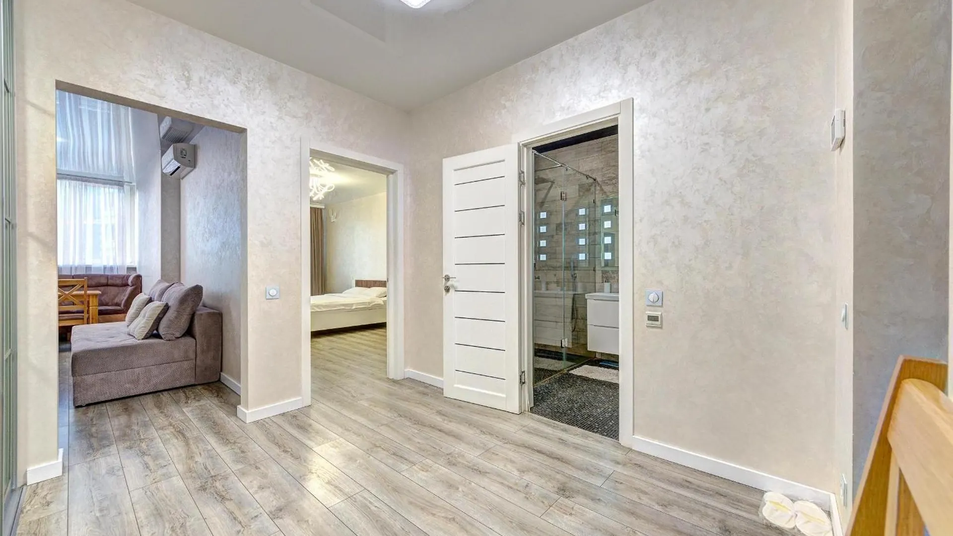 Apartment Voskresenska 18 , Парковые Озера Kyjev